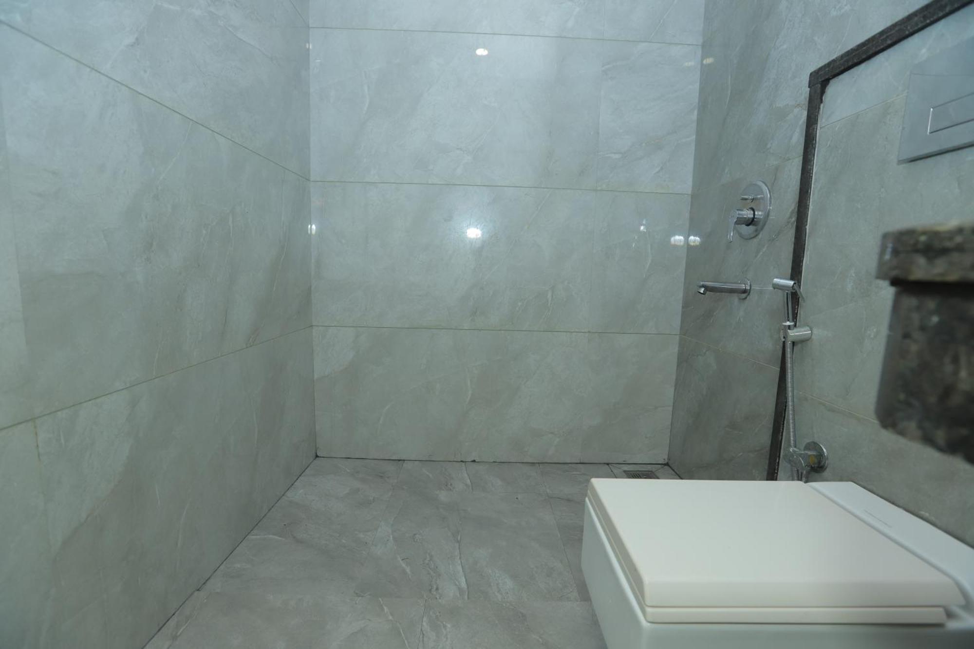 Zed Hotel - Delhi International Airport 新德里 外观 照片