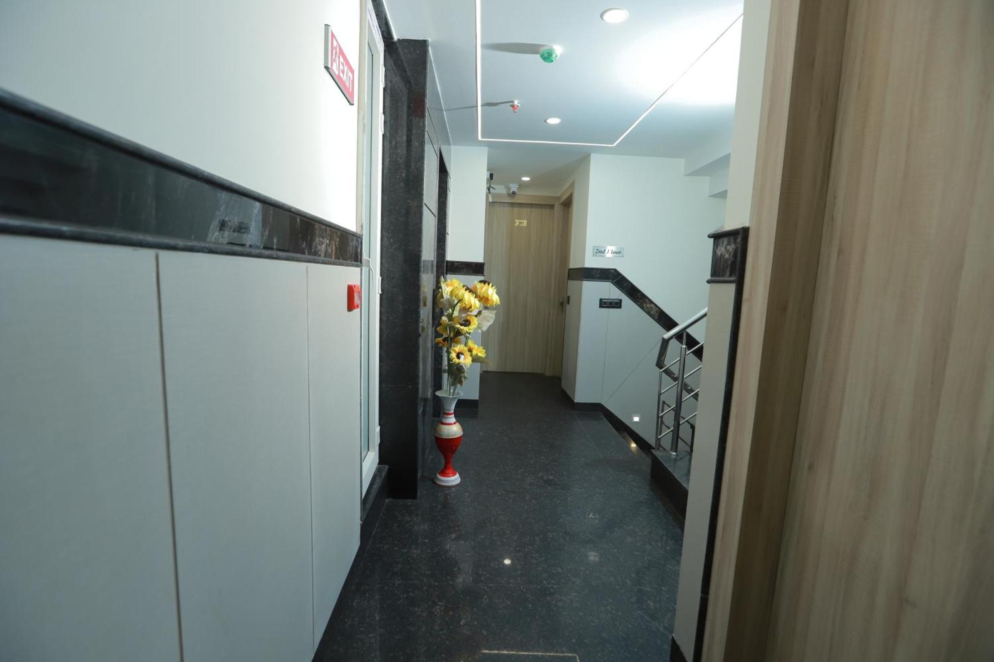 Zed Hotel - Delhi International Airport 新德里 外观 照片